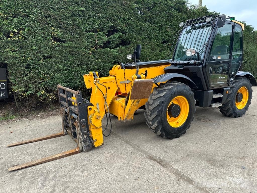 JCB 535-125 مناولات متداخلة