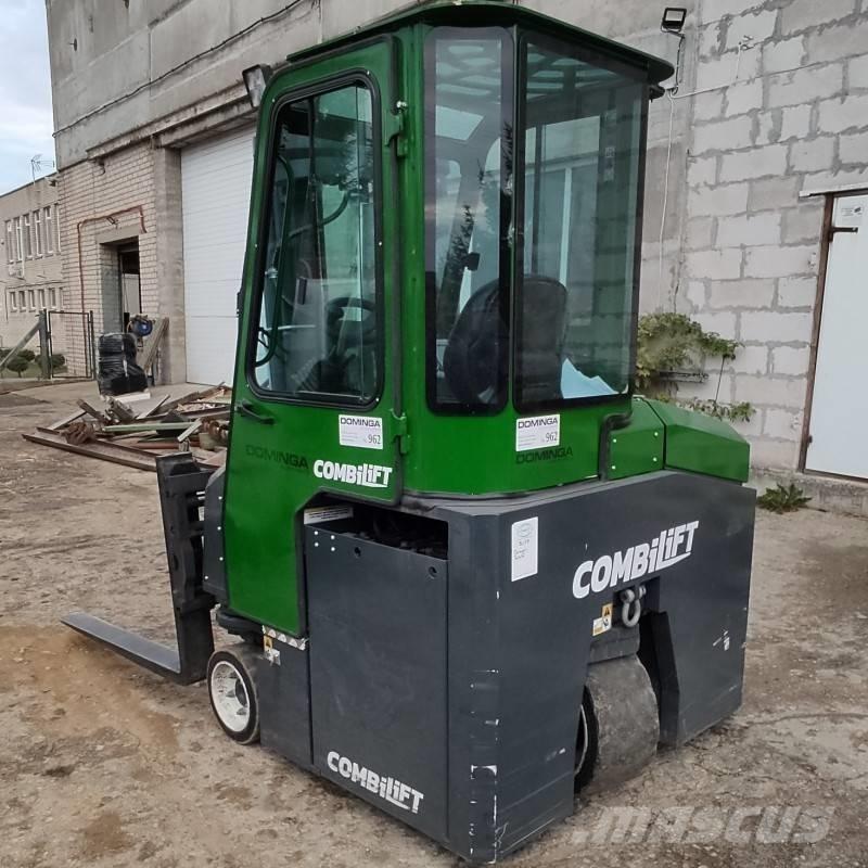 Combilift CBE 2500 شاحنة المناولة رباعية الاتجاهات