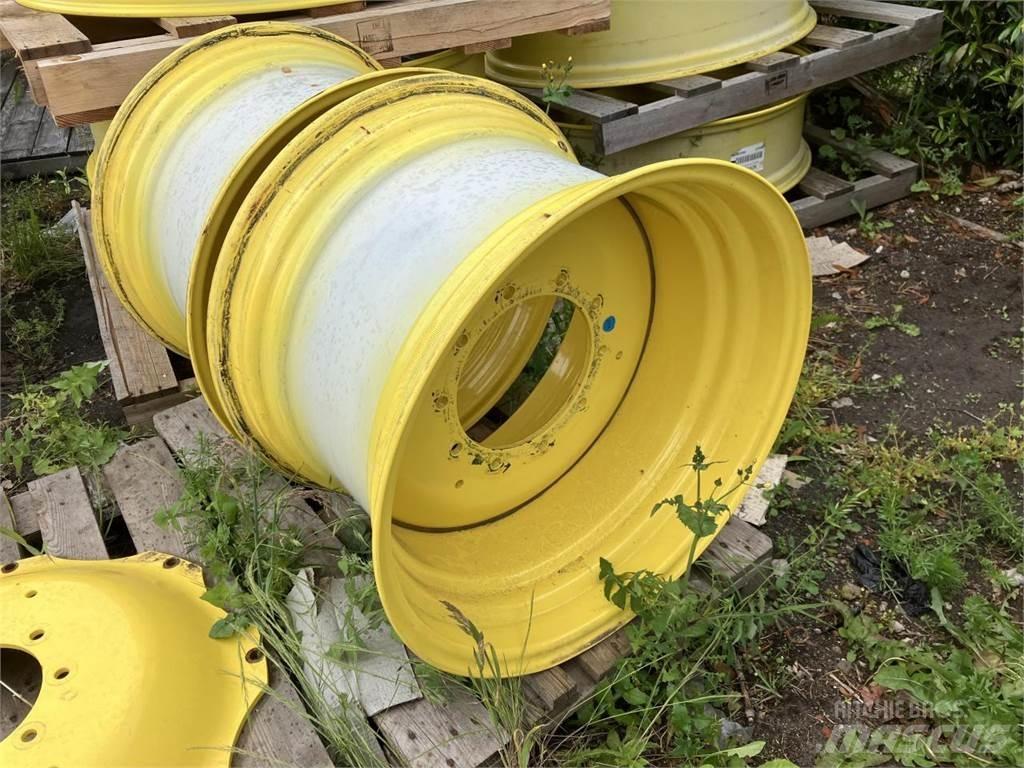 John Deere 20x30 الإطارات والعجلات والحافات