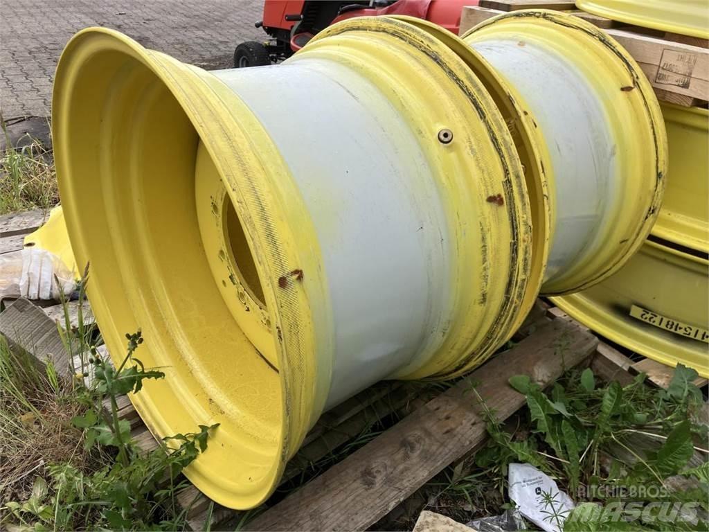 John Deere 20x30 الإطارات والعجلات والحافات