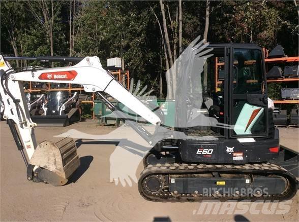 Bobcat E60 حفارات زحافة