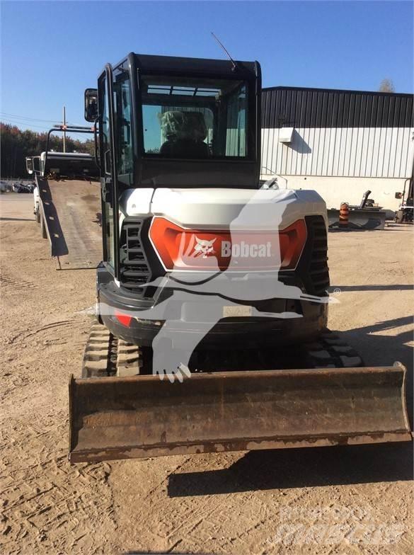 Bobcat E60 حفارات زحافة