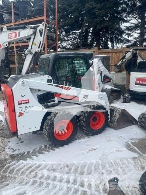 Bobcat S450 لوادر انزلاقية التوجيه