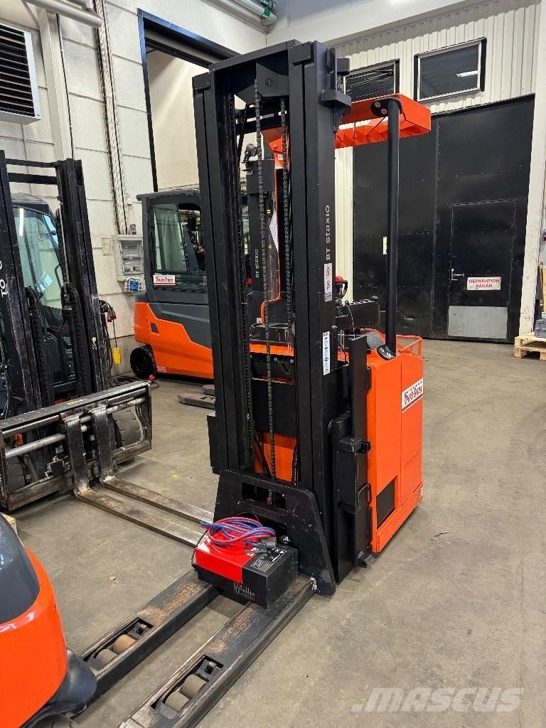 Toyota SSE160L شاحنات مناولة ذاتية الدفع