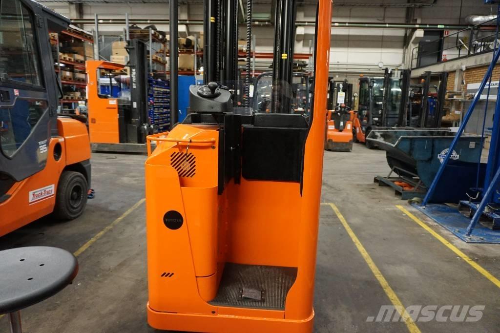 Toyota SSE160L شاحنات مناولة ذاتية الدفع