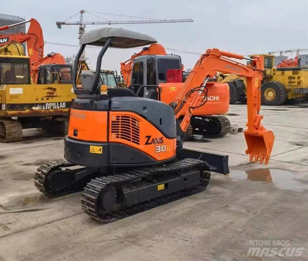 Hitachi ZX 30 U حفارات صغيرة أقل من 7 طن (حفارات صغيرة)