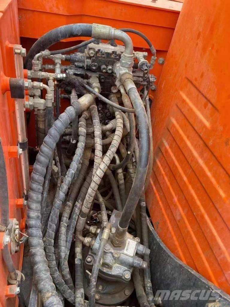 Doosan DX 75 حفارات زحافة