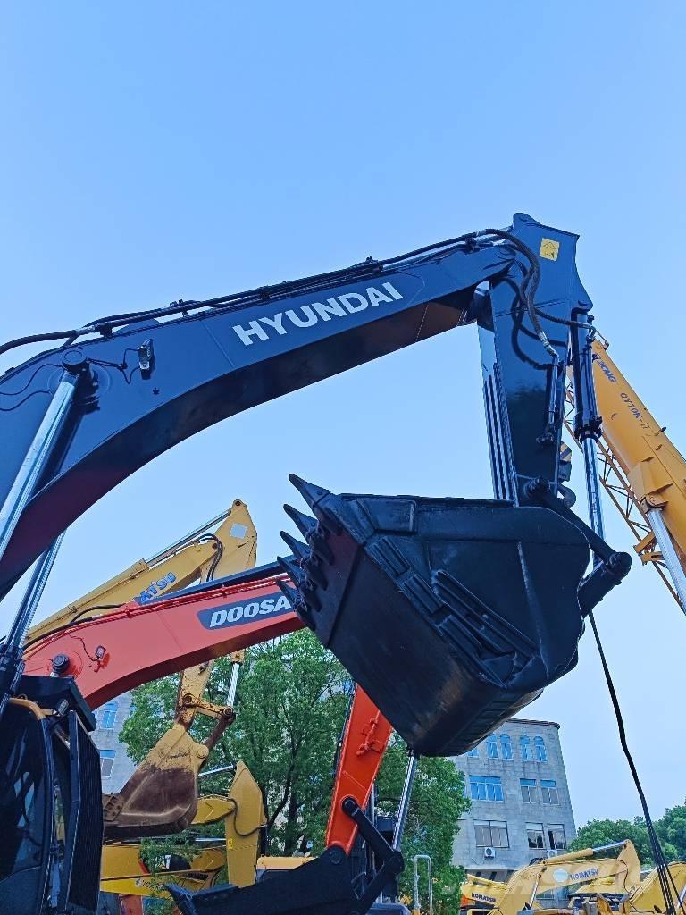 Hyundai R305LC-9T حفارات زحافة