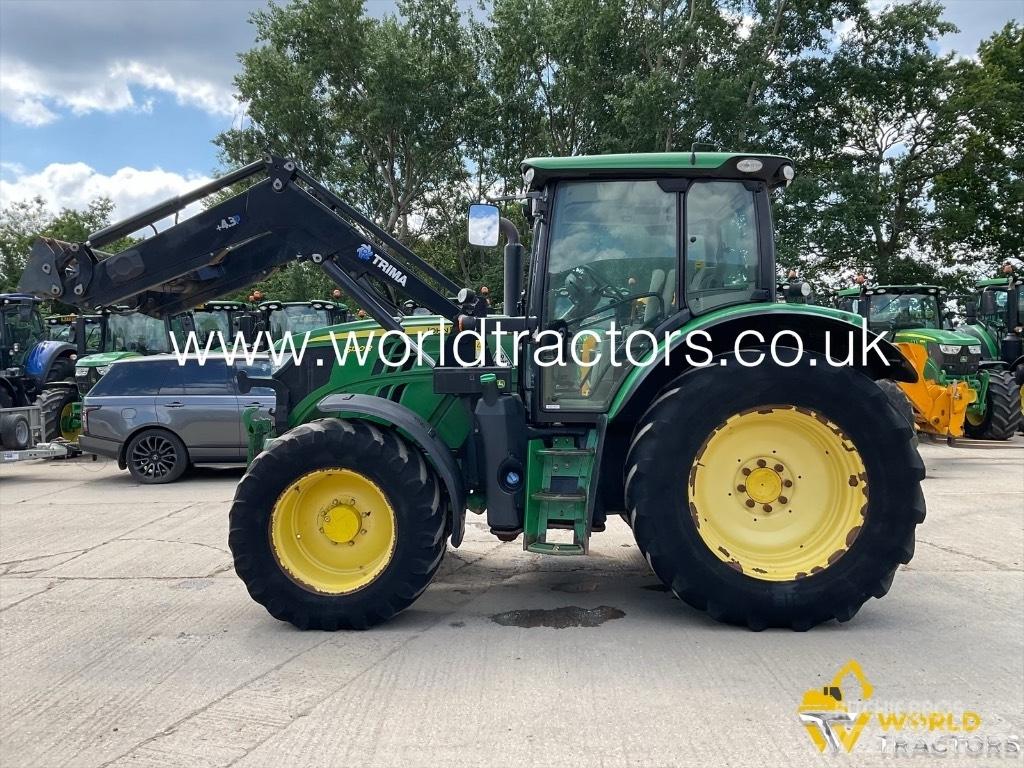 John Deere 6130 R الجرارات