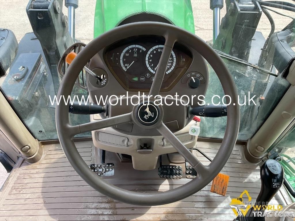 John Deere 6130 R الجرارات