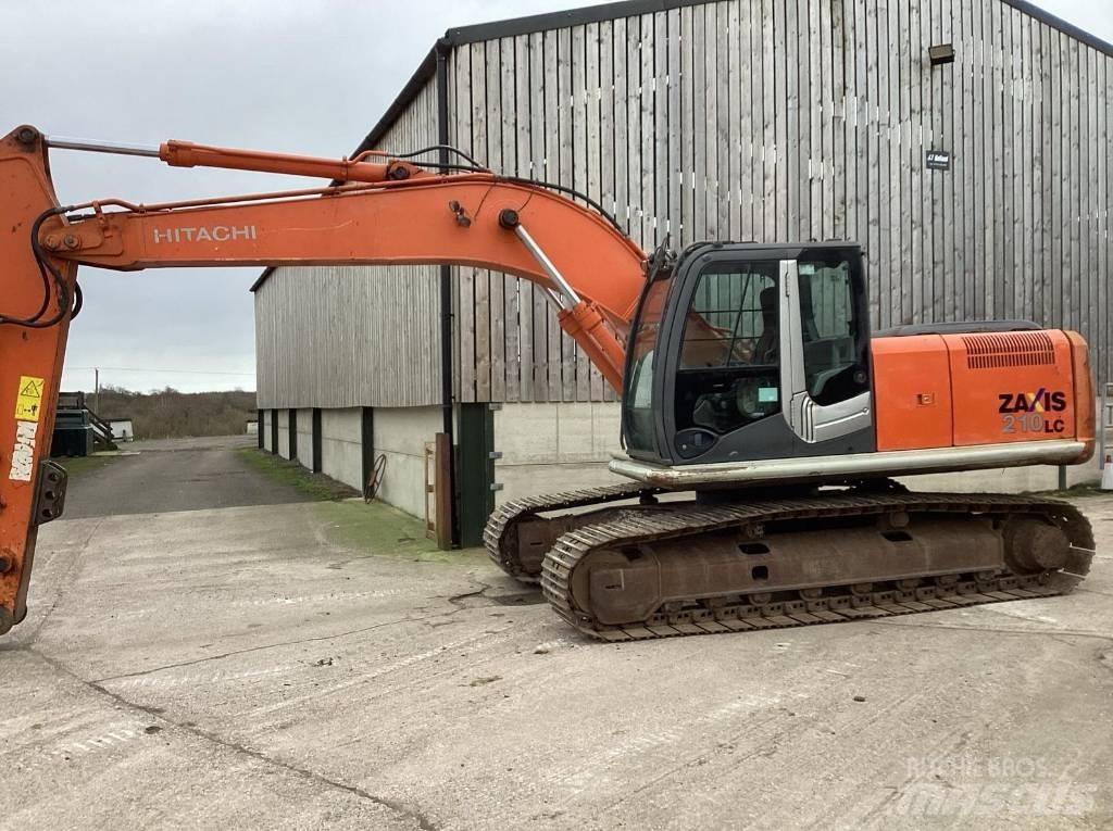 Hitachi ZX 210 LC-3 حفارات زحافة