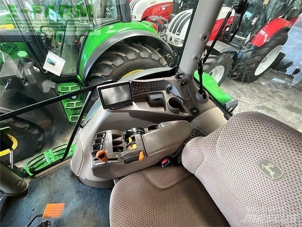John Deere 6125 r الجرارات