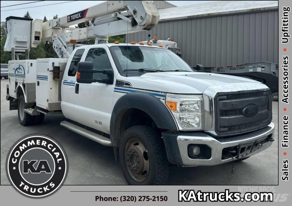 Ford F 550 XLT SD المنصات الهوائية المثبتة على شاحنة