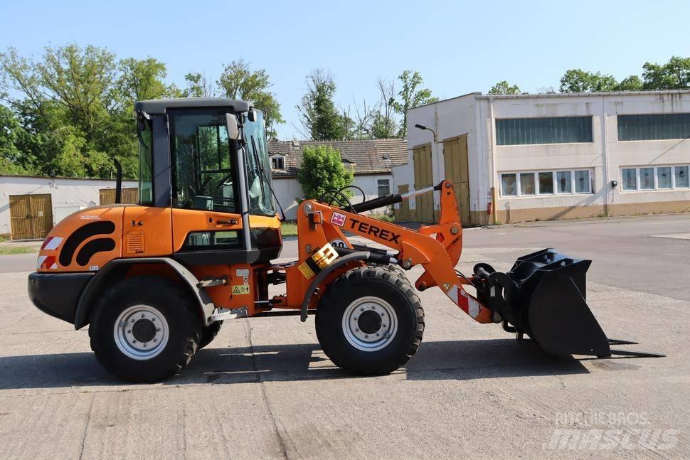 Terex SKL 834 لوادر بعجل