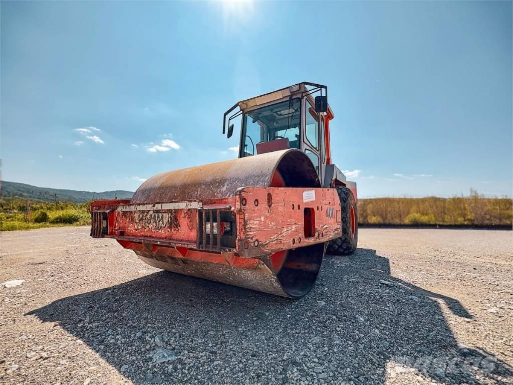 Hamm 4011 مداحل ثنائية الاسطوانة