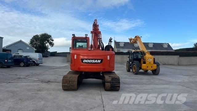 Doosan DX 140 LCR-3 حفارات زحافة