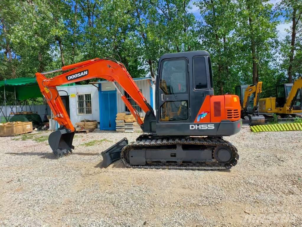 Doosan DH 55 حفارات صغيرة أقل من 7 طن (حفارات صغيرة)