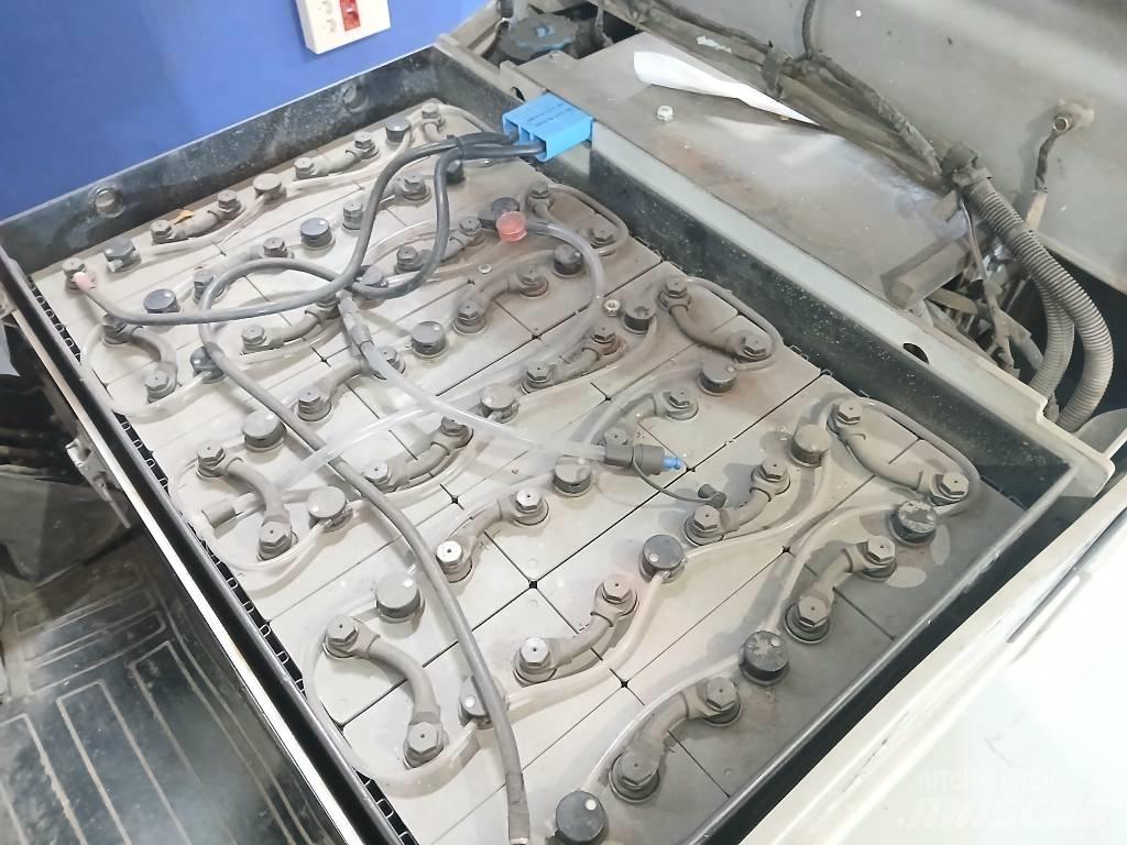 Nissan G1N1L 16 Q شاحنات ذات رافعات شوكية - أخرى