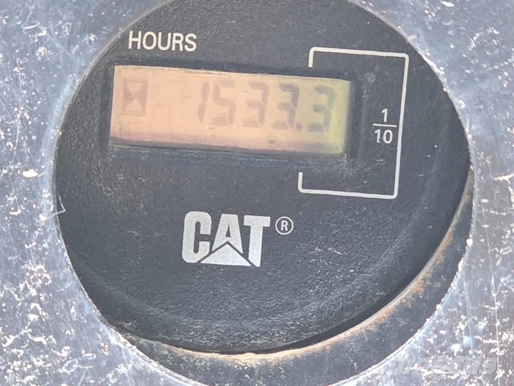 CAT 305.5 E CR حفارات صغيرة أقل من 7 طن (حفارات صغيرة)