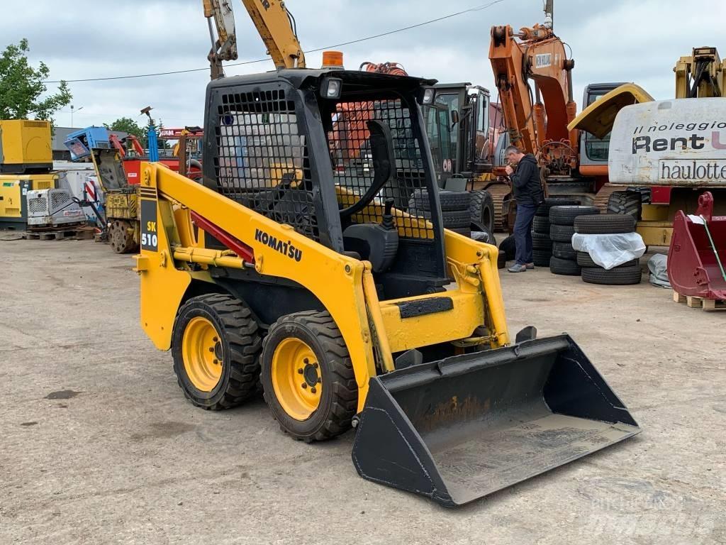 Komatsu SK 510 لوادر انزلاقية التوجيه