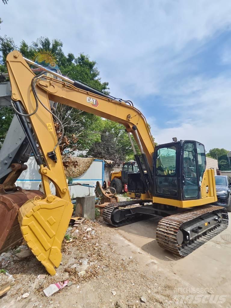 CAT 310 حفارات زحافة