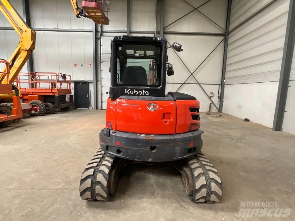 Kubota U 55-4 حفارات صغيرة أقل من 7 طن (حفارات صغيرة)