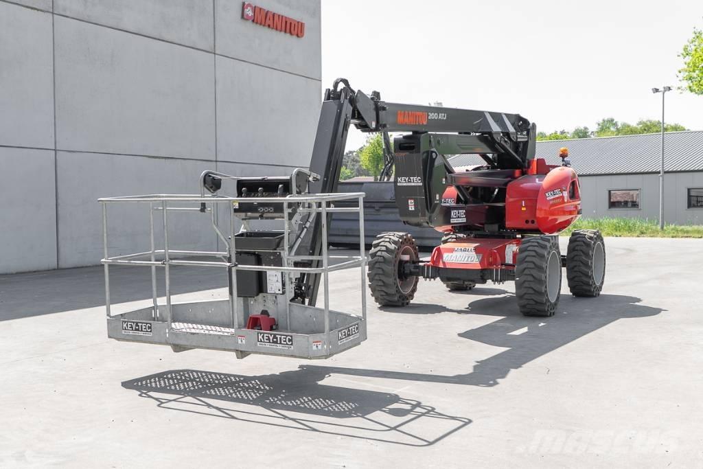 Manitou 200 ATJ رافعات سلة مفصلية