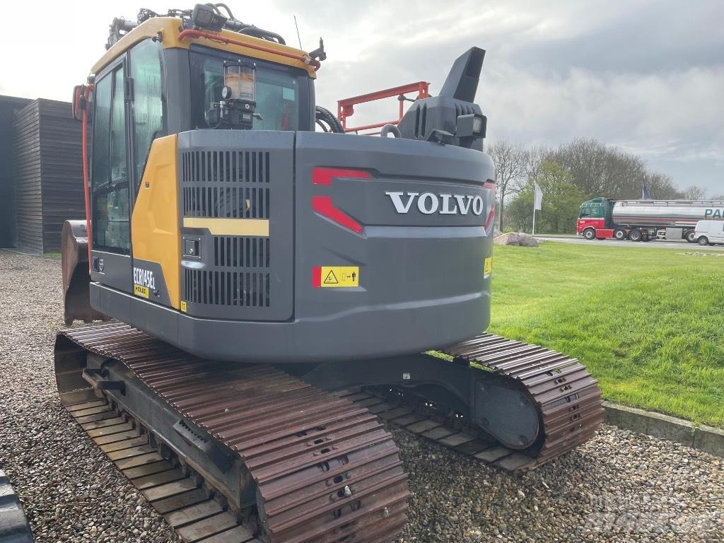 Volvo ECR145E حفارات زحافة