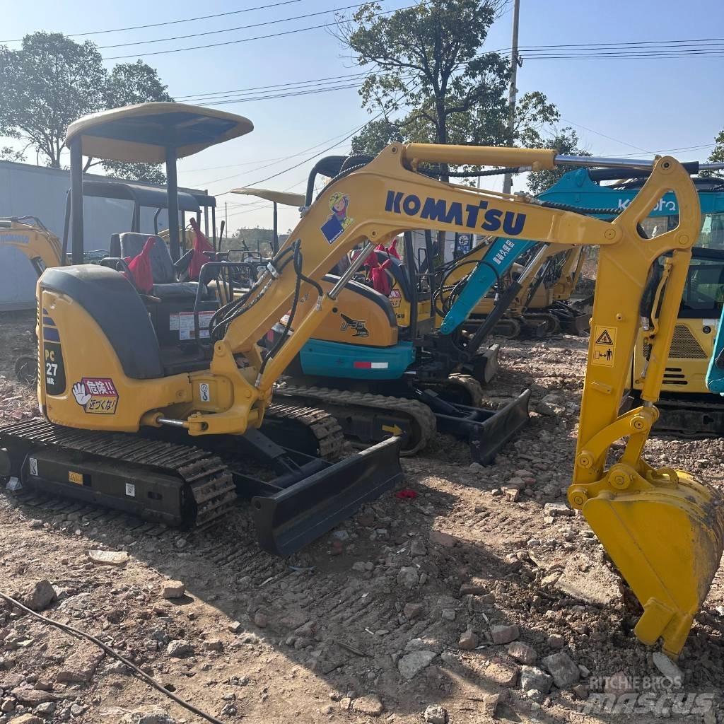 Komatsu PC 27 حفارات زحافة