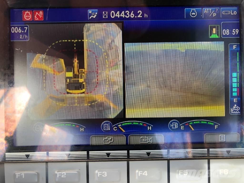 Komatsu PC210LC-11 حفارات زحافة