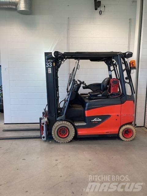Linde E25/600RH/387 شاحنات ذات رافعات شوكية تعمل بالكهرباء