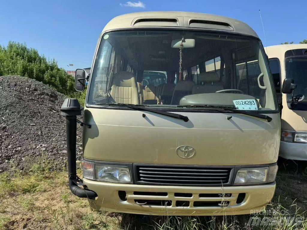 Toyota Coaster Bus حافلة صغيرة