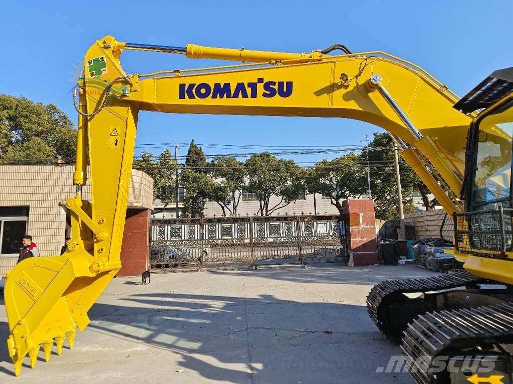 Komatsu PC 210-8 حفارات زحافة