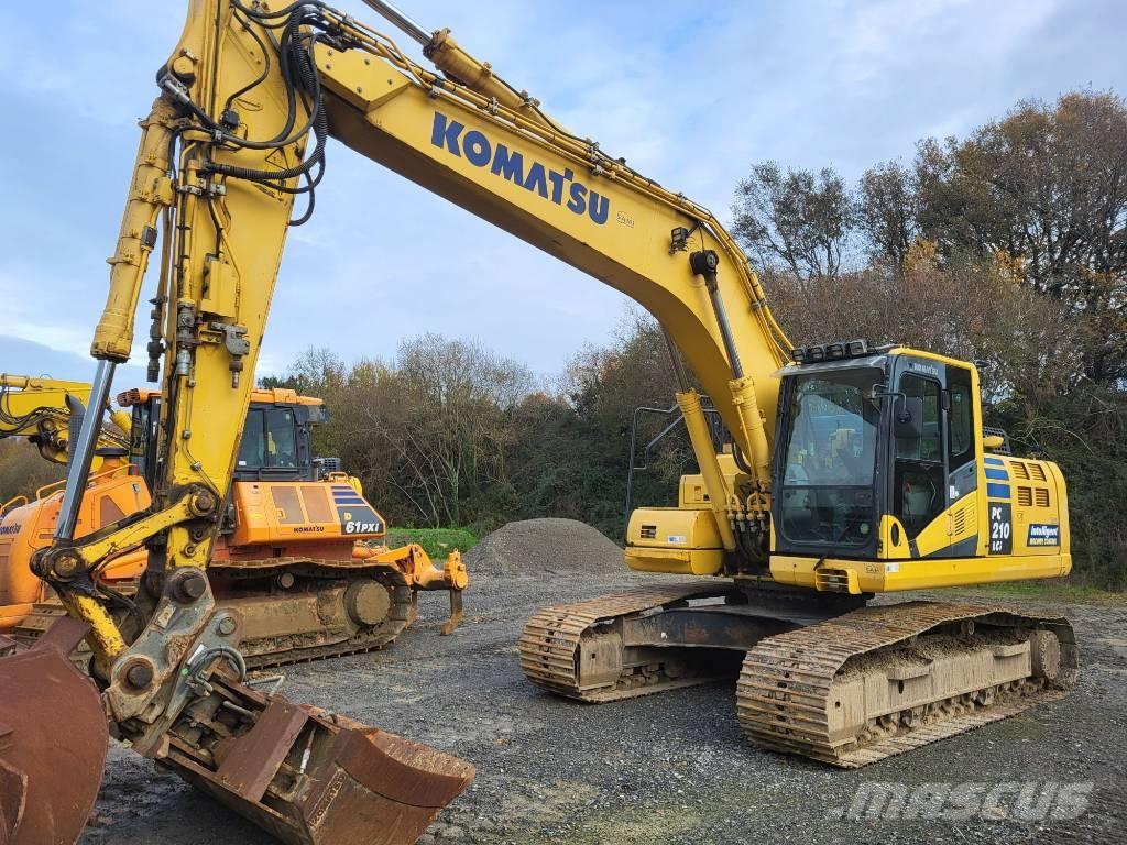 Komatsu PC210LCi-11 حفارات زحافة