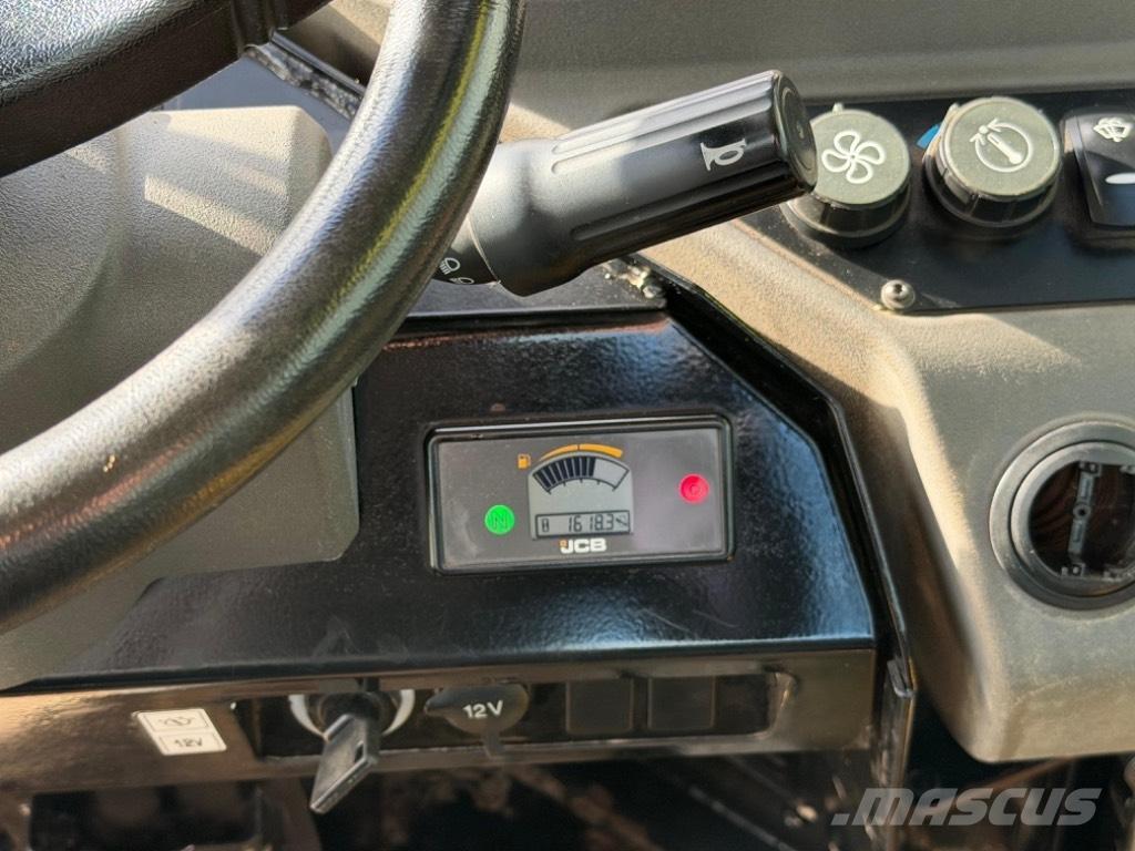 JCB 6 ST عربات نقل قلابة للمواقع