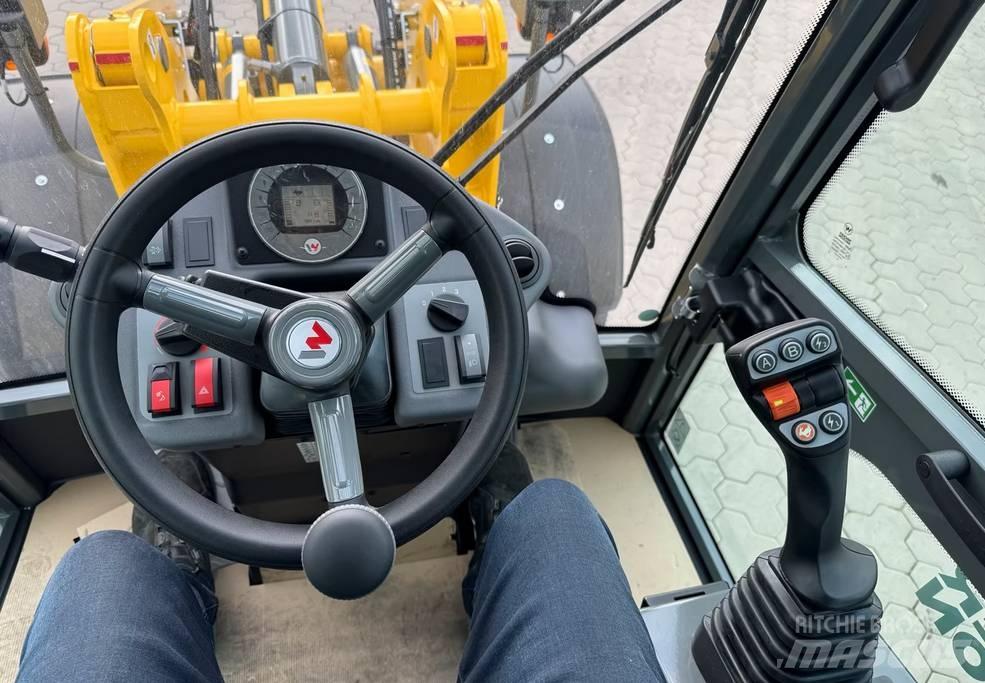 Wacker Neuson WL 52 لوادر بعجل