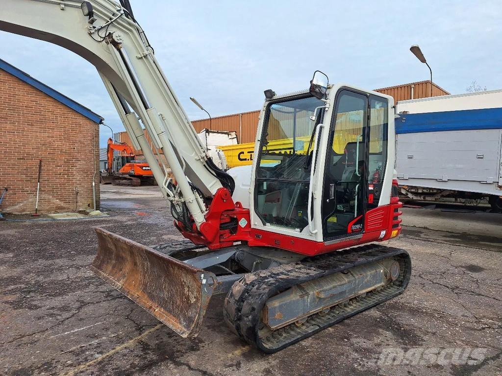 Takeuchi TB290-2 حفارات وسط 7 طن - 12 طن