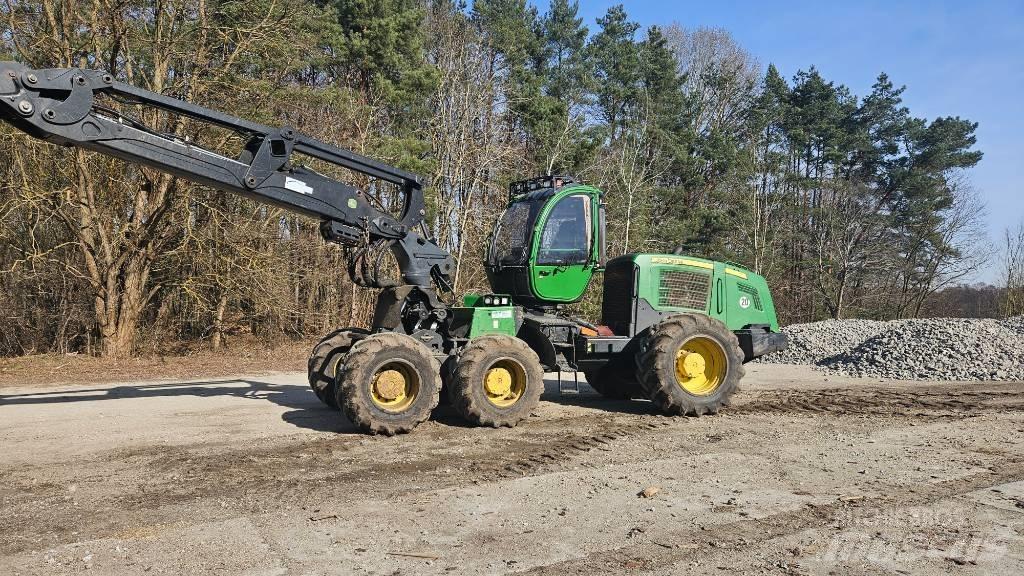 John Deere 1270 E حصادات