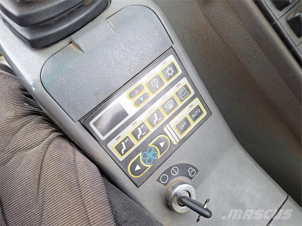 Volvo EC 360 BNLC معدات البناء - غير ذلك