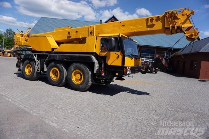 Liebherr LTM 1040 رافعات صالحة لكل أنواع الطرق