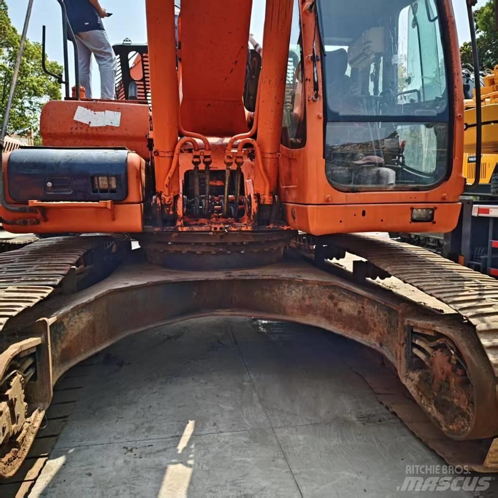 Doosan DX 300 LC حفارات زحافة