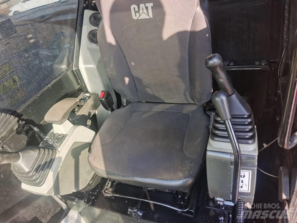 CAT 308 E 2 حفارات زحافة