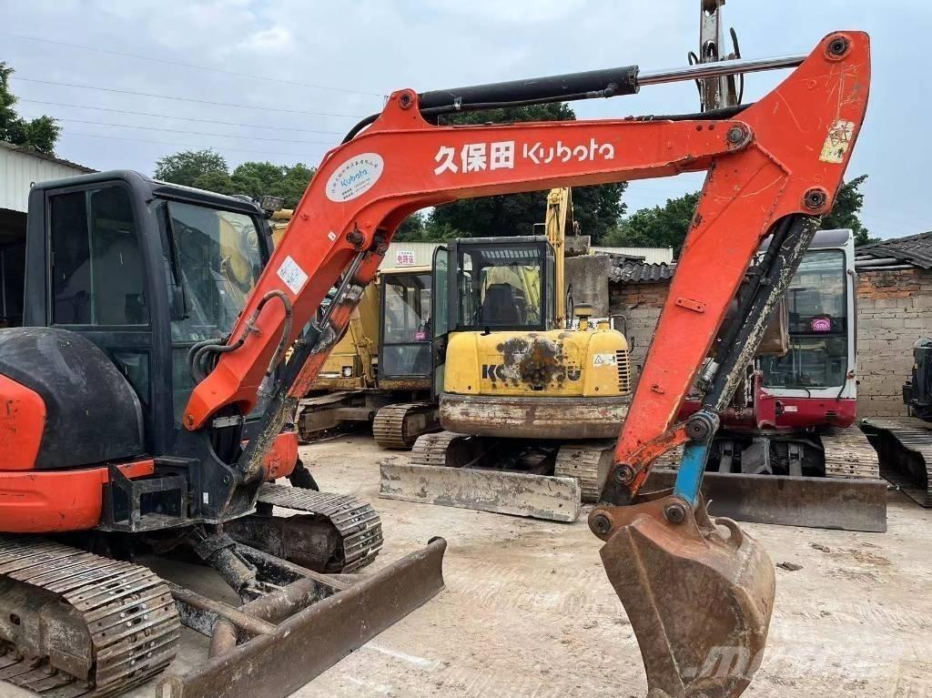 Kubota KX155-5 حفارات زحافة