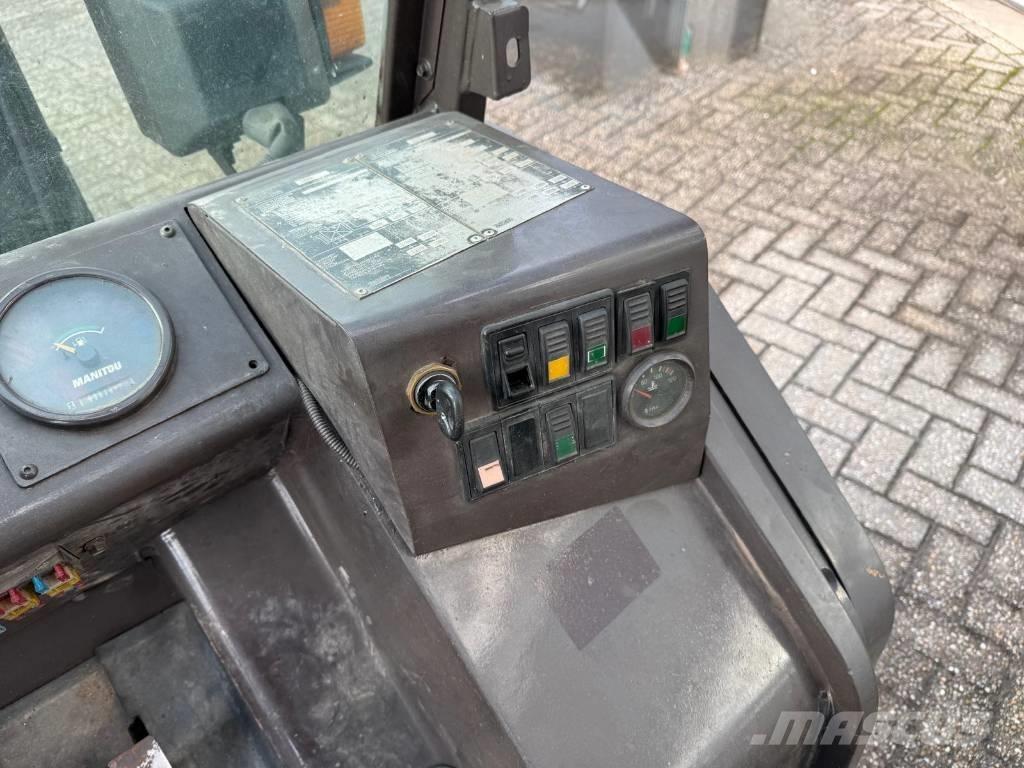 Manitou MH 25.4 T شاحنات الطرق الوعرة