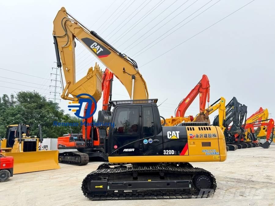 CAT 320D2L حفارات زحافة