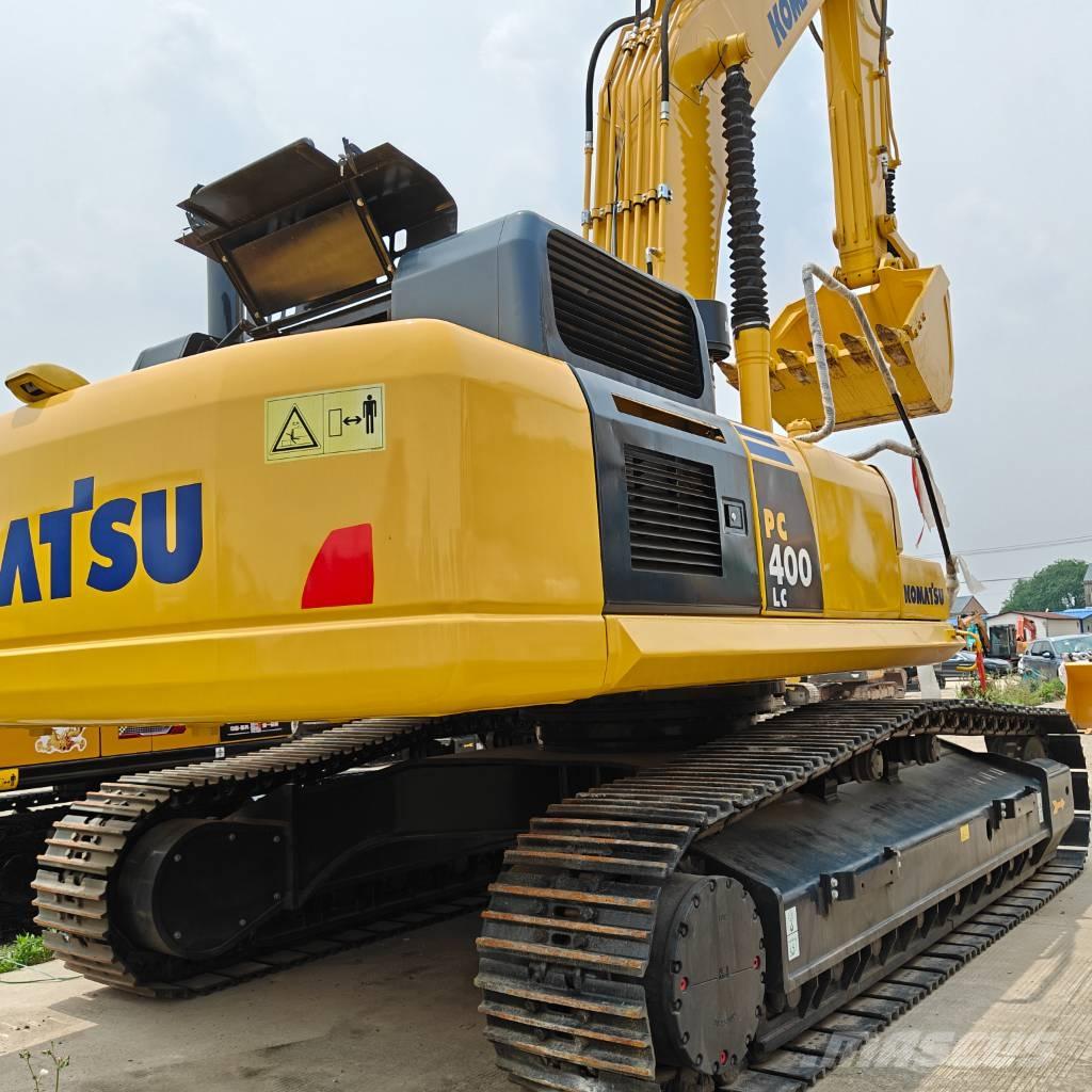 Komatsu 400-8 حفارات زحافة