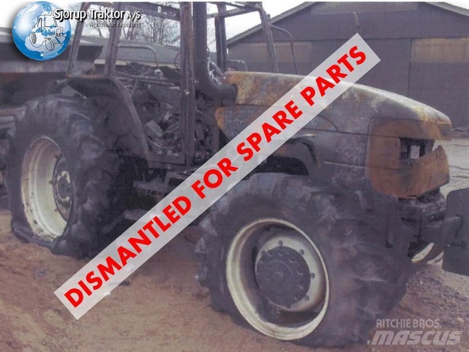 New Holland 8560 الجرارات