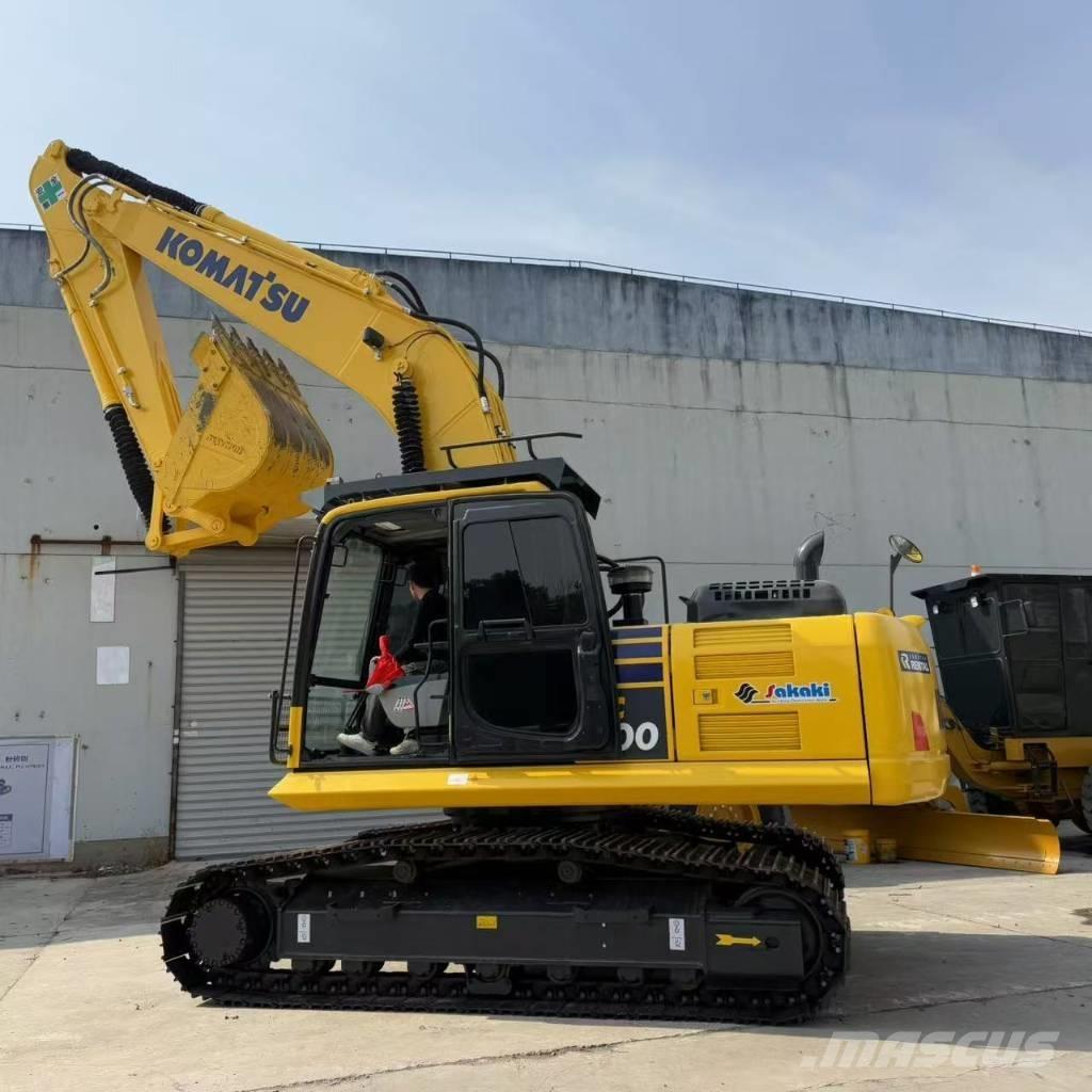 Komatsu PC 200-8N1 حفارات زحافة