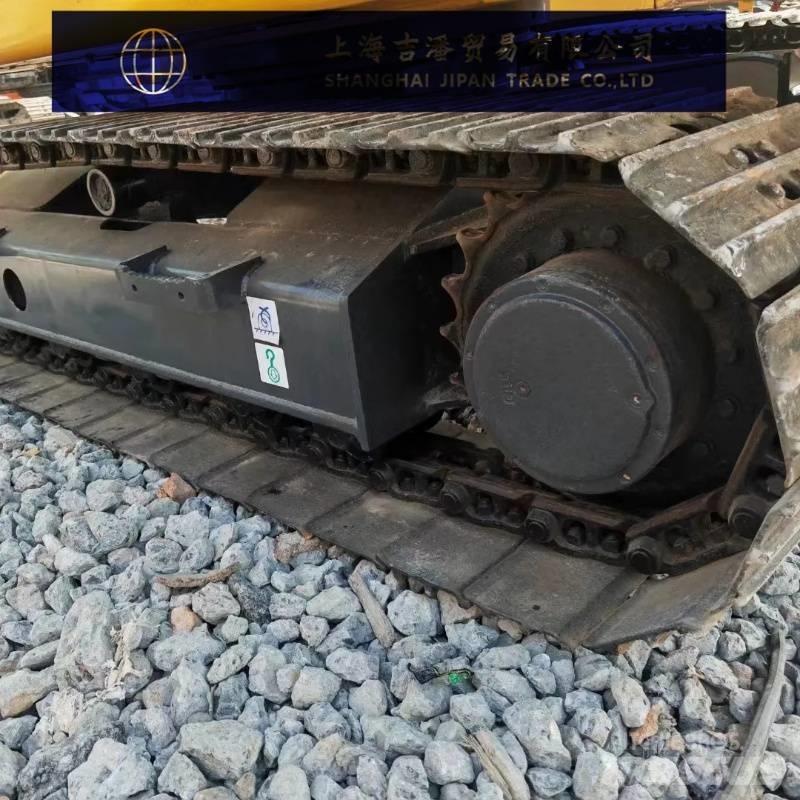 Komatsu PC 110 حفارات زحافة