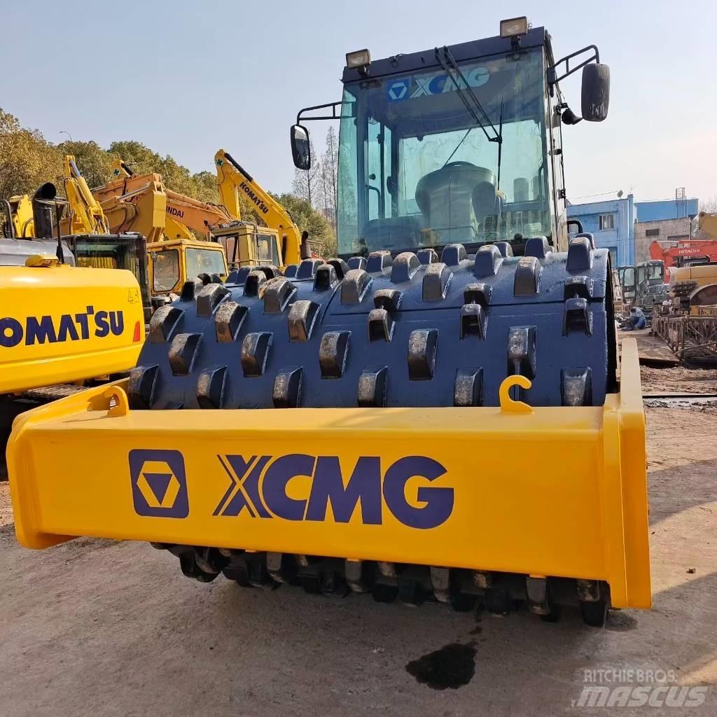 XCMG XS 223 J مداحل أحادية الأسطوانة